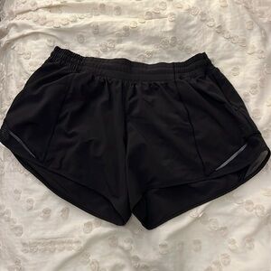 Lululemon black hotty hot 4” inseam running shorts